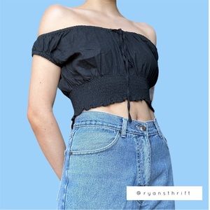 Brandy Melville off the shoulder top